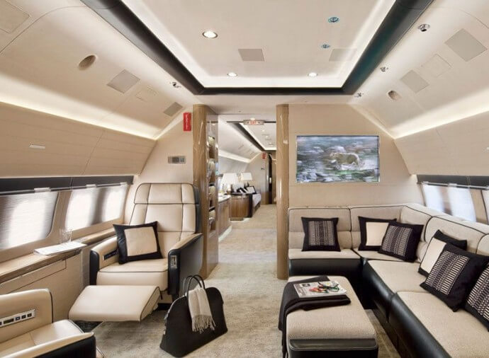 private-jet-luxurious-interior